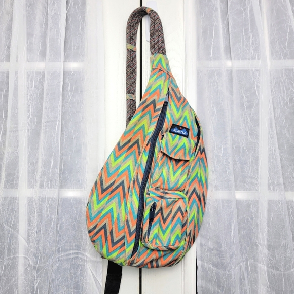 Kavu Crossbody Bag Backpack Rope Sling Southwestern Chevron Canvas Hiking Travel - Picture 1 of 16